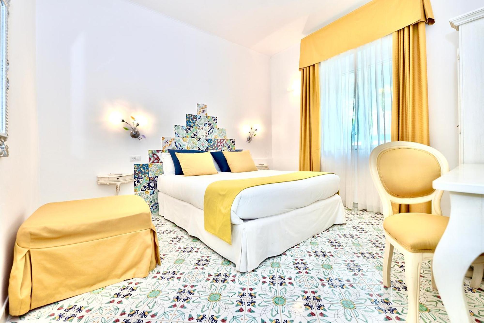 Smeraldo Holiday House Conca dei Marini Pokoj fotografie